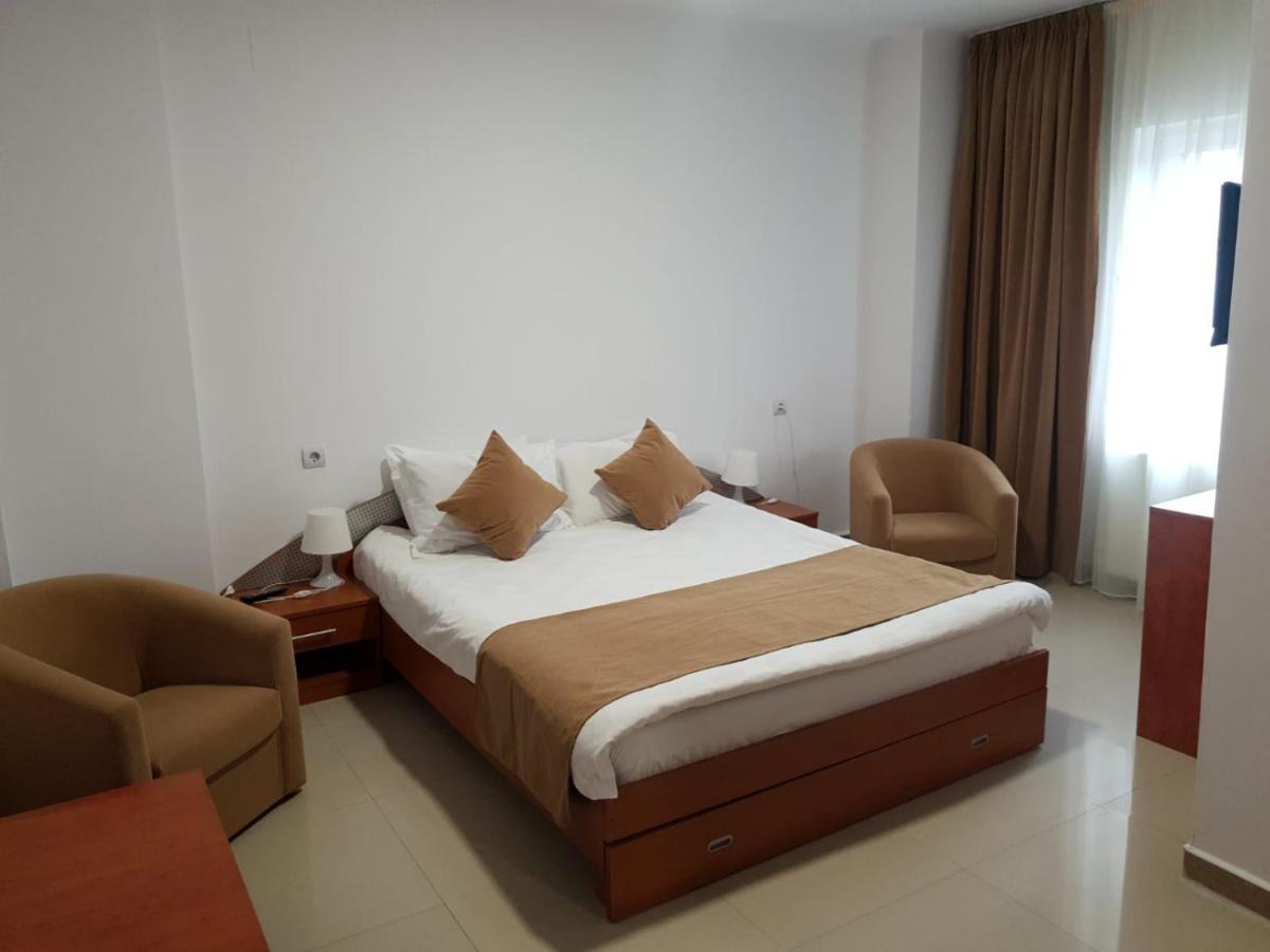 Hotel Top Central Bucureşti Eksteriør bilde