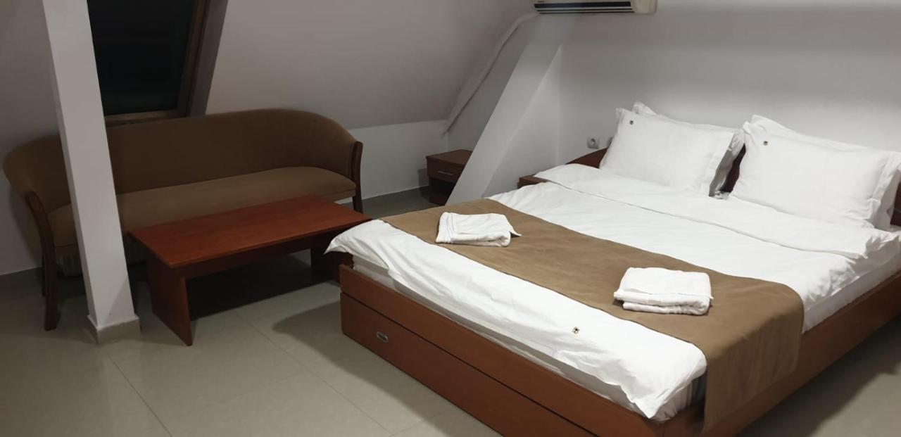 Hotel Top Central Bucureşti Eksteriør bilde